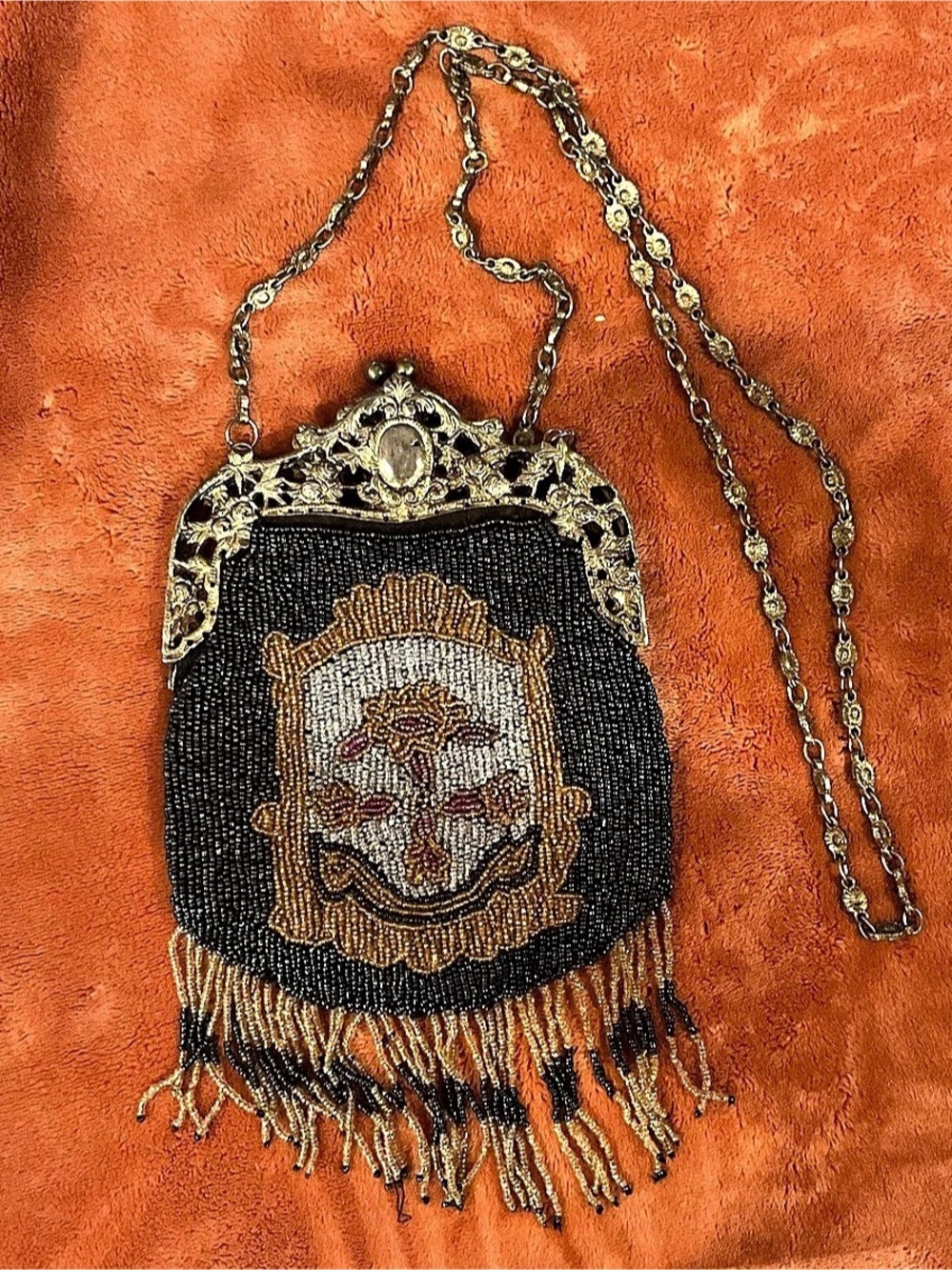 Vintage Beaded Fringe Chain Evening Bag in Black & Gold